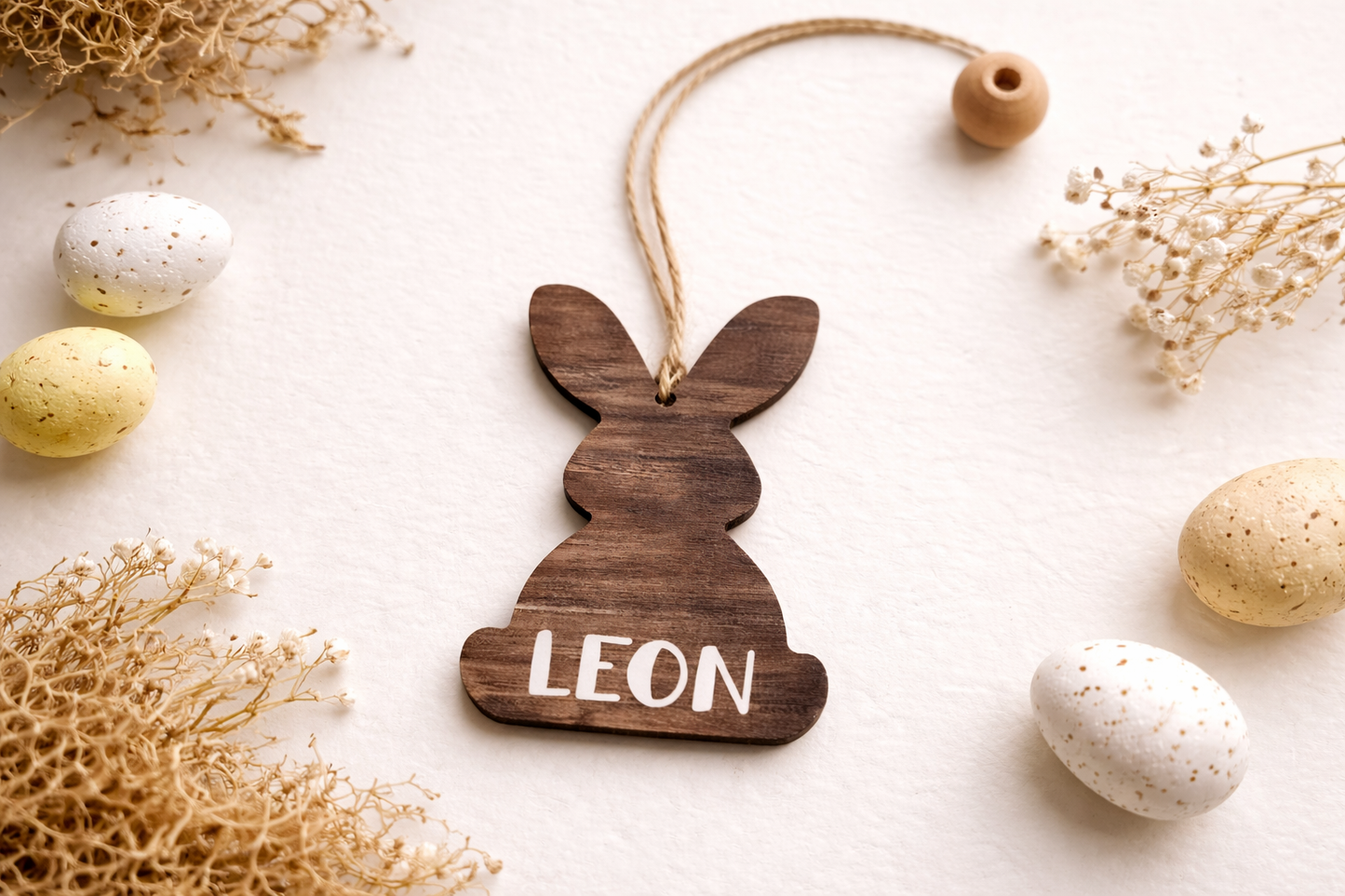 Personalisierter Oster-Anhänger „Hase“ aus Holz